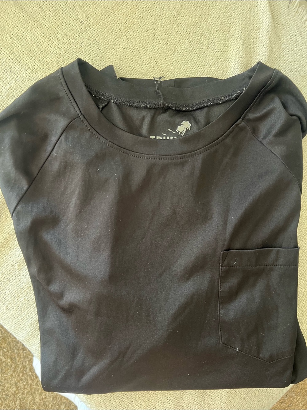TRUNKS | UPF 50 Rash Guard in Black Mens size L